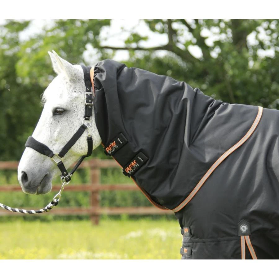 Premier Equine Titan 300g Turnout Rug With Detachable Neck Cover - Image 4